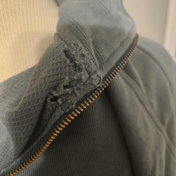 Tommy Bahama Men's Gray Quarter-Zip Sweater - Picture 3 of 5